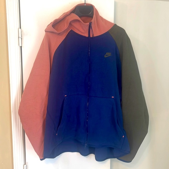 Nike Tech Suit- Green Pink Navy Blue